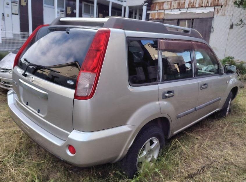 NISSAN X-TRAIL